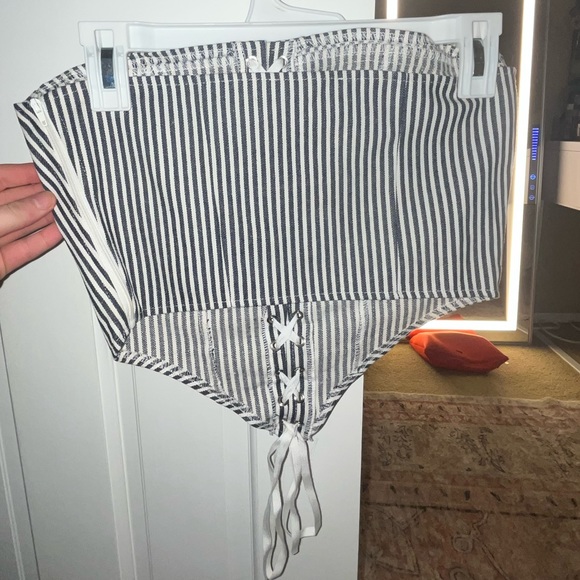 Strapless corset top - Picture 2 of 3